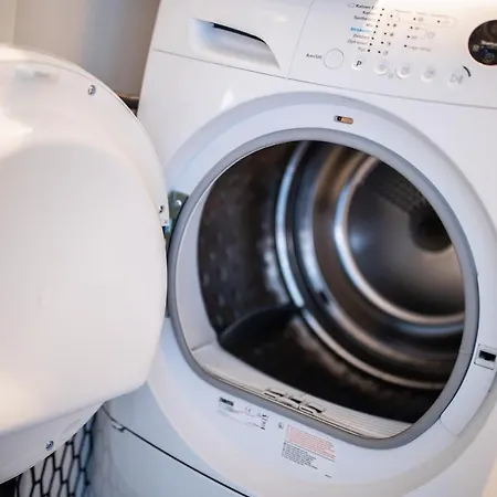 Tremendous 2-bedroom Serviced - 79 M2